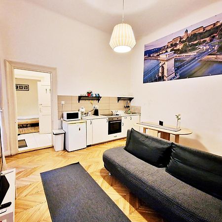 Free Parking Sega Rally Apartment 布达佩斯 外观 照片